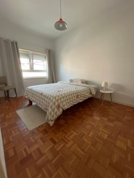 26/3 Casa Da Musica Apartment Porto Luaran gambar
